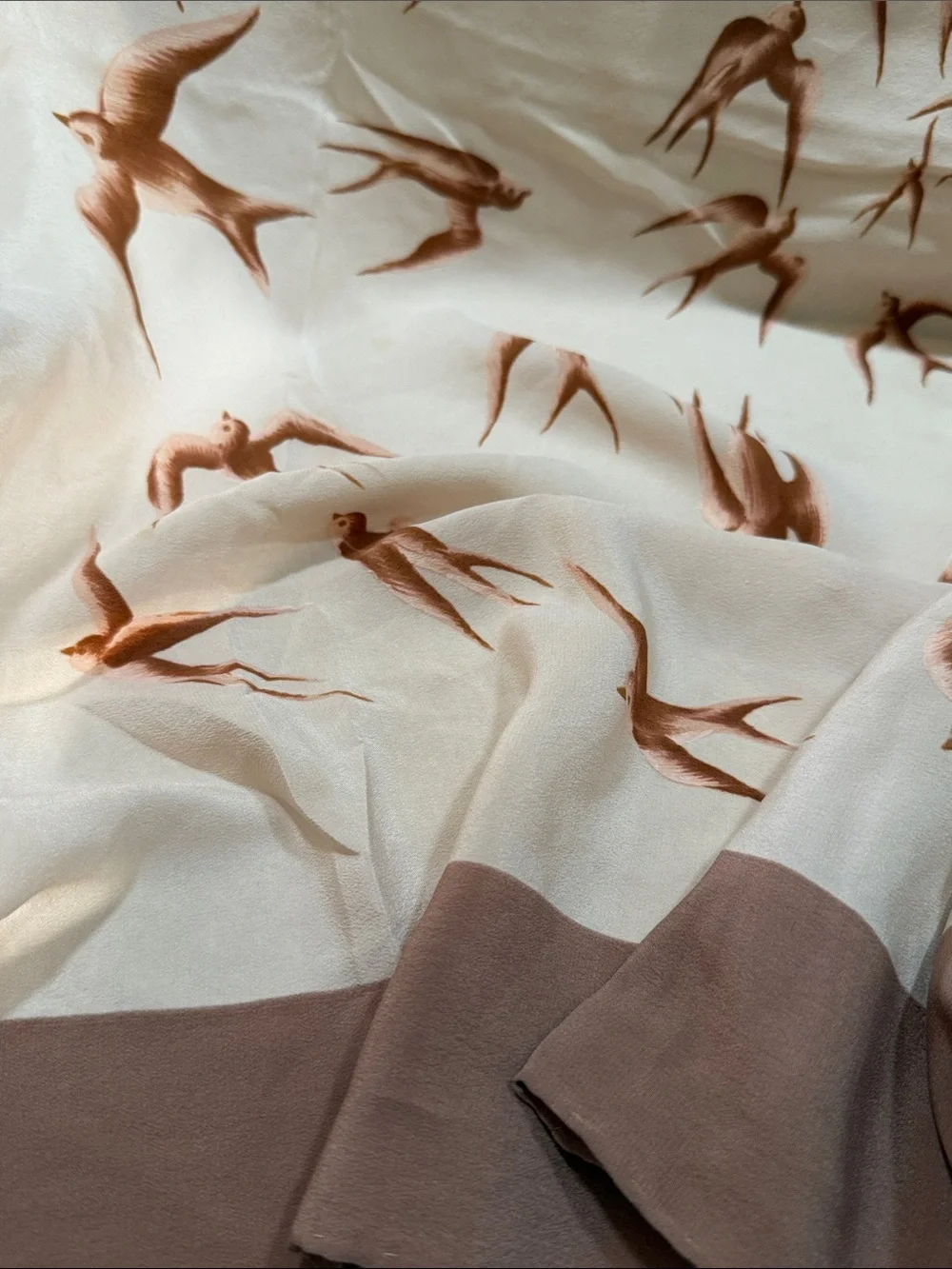Idk Manila SWALLOWS Silk Brown & Cream Print Silk Scarf 🧣 vintage